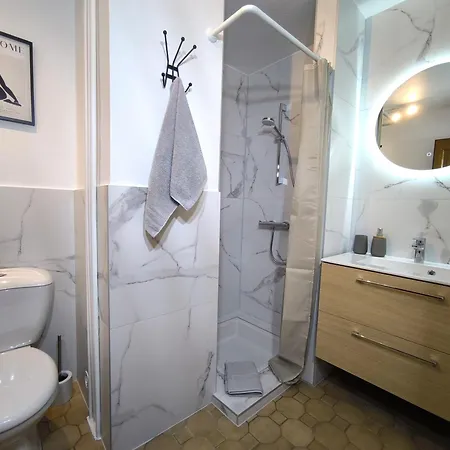 Le Spacieux - Centre-ville - 4 - 8 Pers Appartement